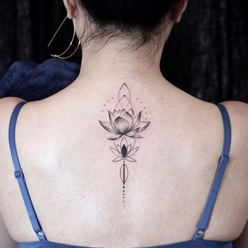 Ý nghĩa hình xăm hoa sen trong bộ môn tatoo mini là gì?